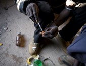 بالصور.. انتشار أوكار المخدرات فى ضواحى جنوب أفريقيا