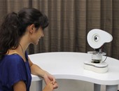اليابان تطلق روبوت جديدا يتفاعل مع البشر ويثير ضجة حتى تتحدث معه