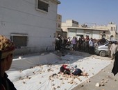 بالصور.. الرجم حتى الموت عقوبة "داعش" لشابين سوريين بتهمة اللواط