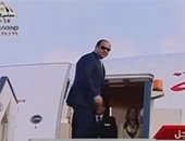 الرئيس السيسى يصل أبو ظبى فى مستهل جولته الخارجية