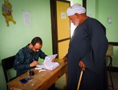 بالصور..  تزايد إقبال الناخبين على لجان جولة إعادة الانتخابات فى كرداسة