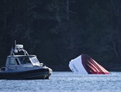 بالصور.. موجة بحرية تتسبب فى مصرع 5 أشخاص جراء انقلاب قارب قبالة سواحل كندا