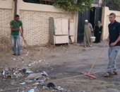 صحافة المواطن..أهالى المرج ينظفون القمامة أمام إحدى المدارس الابتدائية