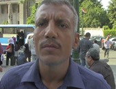 بالفيديو.. مواطن: «ضابط عملى مخالفة بـ1000 جنيه عشان زجاج السيارة»