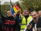أفراد الجالية الإسلامية بالتشيك ينظمون تظاهرة للتنديد بالإرهاب فى أوروبا