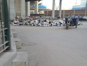 صحافة المواطن.. تراكم القمامة والمخلفات أسفل كوبرى عزبة النخل الجديد