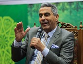 وزير النقل يتفقد مشروعات الطرق بالمنيا غدا