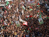 بالصور.. آلاف يشاركون فى تشييع 5 فلسطينيين قتلوا على يد الاحتلال بالضفة 