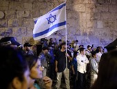 بالفيديو والصور.. مئات اليهود يجوبون القدس صارخين: الموت للعرب والمسلمين