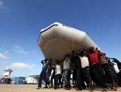 إنقاذ أكثر من 1800 مهاجر غير شرعى قرب السواحل الليبية