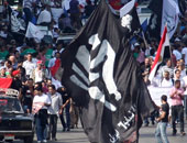 "6 إبريل": لن نتراجع عن فعالياتنا بالشارع لإعادة محاكمة "مبارك"