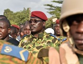 الحاكم العسكرى لبوركينا فاسو يعيد العمل بالدستور