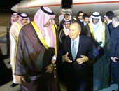 بالصور.."بلاتر" يصل الرياض لحضور حفل افتتاح كأس الخليج