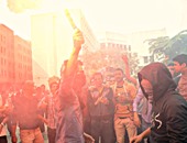إخوان "الأزهر" يطلقون الألعاب النارية احتجاجا على فصل زملائهم بالزقازيق