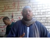 عيسى الفلاح.. فيديو يحذر من التظاهر فى 28 نوفمبر: "اللى هيقرب هيجرب"