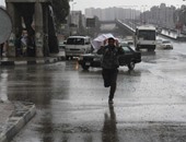 شلل مرورى ببعض محاور القاهرة والجيزة بسبب هطول الأمطار