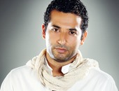 عمرو سعد ضيف جيهان عبد الله فى "أبيض وأسود" على "نجوم إف.إم" اليوم