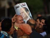 مواطنون يتظاهرون فى التحرير والقائد إبراهيم تحت شعار "مش هنخاف من الإرهاب"