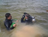 بالصور..الحماية المدنية بالبحيرة تواصل البحث عن ضحايا السيول بقرية عفونة