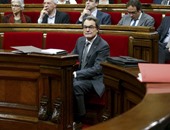 بالصور.. المحكمة الدستورية الإسبانية تعلق استقلال كتالونيا 