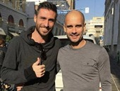 جوارديولا يستعيد فترة تألقه فى إيطاليا بعشاء مع قدامى الزملاء