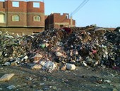 قارئ يشارك "صحافة المواطن" بصورة القمامة تحاصر قرية "الصغيرة" بالجيزة
