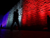بالصور.. إضاءة أسوار القدس القديمة بألوان العلم الفرنسى تضامنا مع باريس