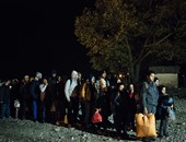 بالصور.. مقدونيا بصدد إقامة سياج على حدودها مع اليونان للحد من تدفق اللاجئين