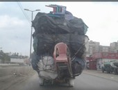 صحافة المواطن.. سيارة على طريق طنطا - القاهرة الزراعى بدون لوحة معدنية