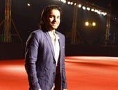 أحمد السبكى وشريف رمزى أول الحضور لفيلم "من ضهر راجل" على السجادة الحمراء