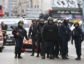 اعتقال 3 طلاب وإصابة شرطيين فى مواجهات مع متظاهرين ضد قانون العمل بباريس