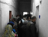 "صحافة المواطن".. قارئ يشكو تكدس المواطنين بمكتب تموين الهرم