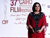 السجادة الحمراء تستقبل فرح خان بمصاحبة فرق الرقص الهندى بمهرجان القاهرة