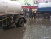 انقطاع المياه عن مناطق بالمحلة وغرق مدرسة بسبب كسر الماسورة الرئيسية