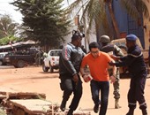 بالصور.. التليفزيون المالى: تحرير 80 رهينة من المحتجزين فى فندق باماكو