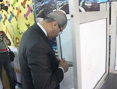 وزير التربية والتعليم يدلى بصوته فى الانتخابات البرلمانية بالمنصورة
