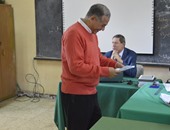 بالصور.. محمد أنور السادات يدلى بصوته فى الانتخابات بمسقط رأسة بالمنوفية