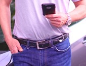 حزام جديد مزود بـUSB لشحن هاتفك الذكى من "بنطلونك"