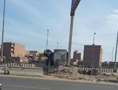 صحافة المواطن: انقلاب سيارة نقل ثقيل على الطريق الدائرى بالمريوطية