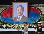 الآلاف يحتشدون لإلقاء نظرة الوداع على الرئيس الأسبق لكوريا الجنوبية