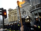 بالصور.. تظاهرات لرجال الإطفاء فى أسبانيا أمام البرلمان