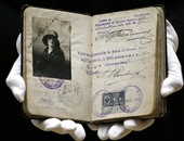 عرض جواز سفر أيقونة الباليه الروسى "آنا بافلوفا" فى مزاد بلندن