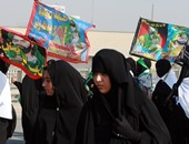  حشود الزوار الإيرانيين يتوجهون إلى كربلاء بدلا من مكة