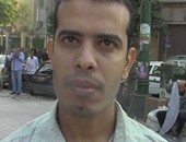 بالفيديو..مواطن لمحافظ الجيزة: «عربيات الحى بترمى زبالة تحت كوبرى عرابى»