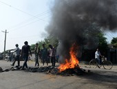 بالصور.. اشتباكات بين شرطة النيبال ومحتجين عند معبر على الحدود مع الهند