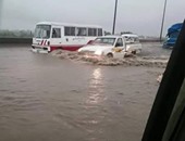 بعد أمطار إسكندرية.. 3 نصائح لأصحاب السيارات الغارقة فى مياه الأمطار