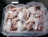 ضبط دجاج محقون بالمياه ولحوم غير صالحة فى سوق شهير ببورسعيد