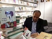 شكرى المبخوت يوقع "تاريخ التكفير فى تونس" فى معرض الكتاب التونسى