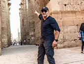 أحمد السقا يدعم السياحة من معبد الكرنك بالأقصر