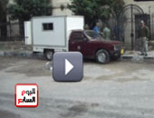القوات المسلحة تصلح أبواب مجلس الوزراء 
